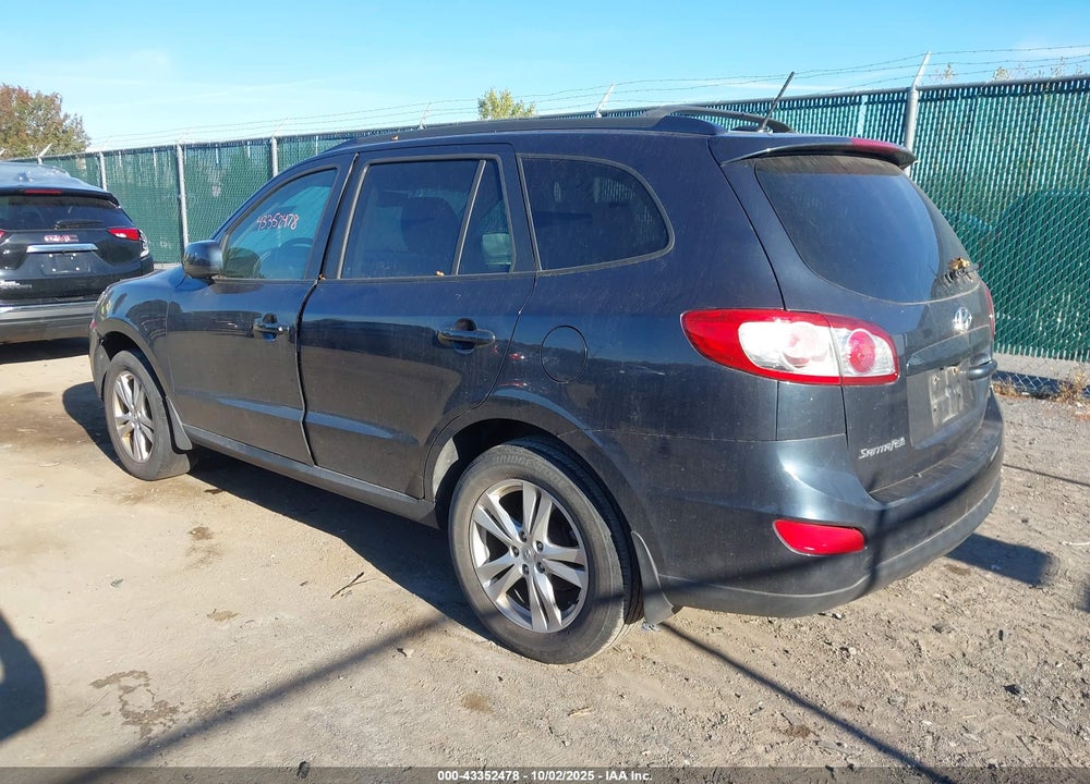 2012 HYUNDAI SANTA FE VIN: 5XYZHDAG1CG166528