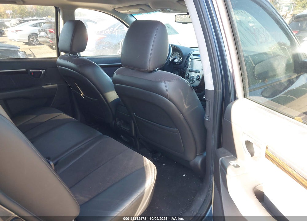 2012 HYUNDAI SANTA FE VIN: 5XYZHDAG1CG166528