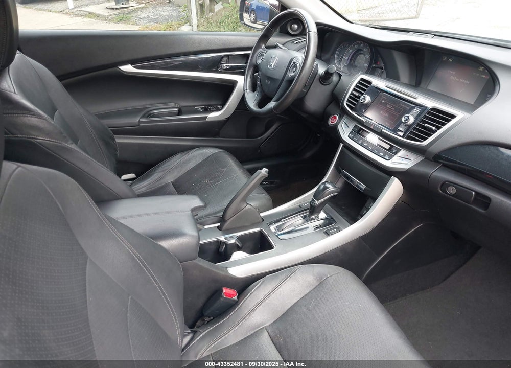 2013 HONDA ACCORD EX-L V-6 VIN: 1HGCT2B81DA010282