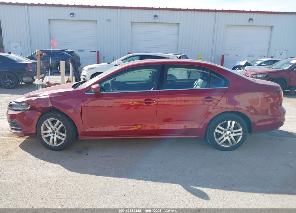 2017 VOLKSWAGEN JETTA 1.4T S VIN: 3VW2B7AJ1HM222183
