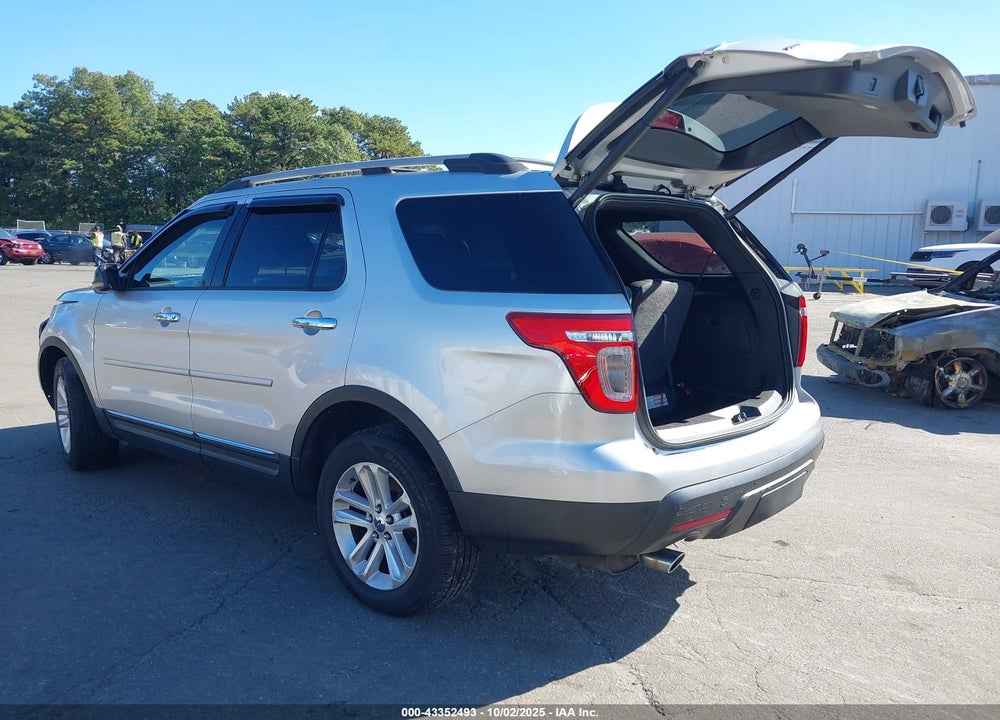 2011 FORD EXPLORER VIN: 1FMHK8D87BGA89955