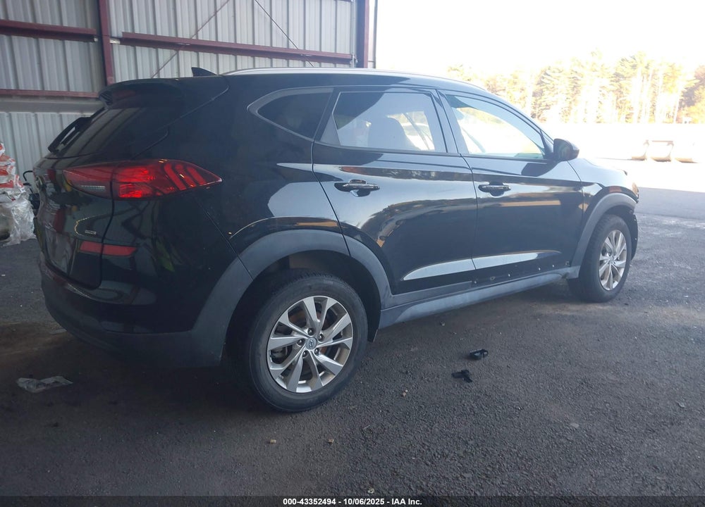 2021 HYUNDAI TUCSON VIN: KM8J3CA44MU365693