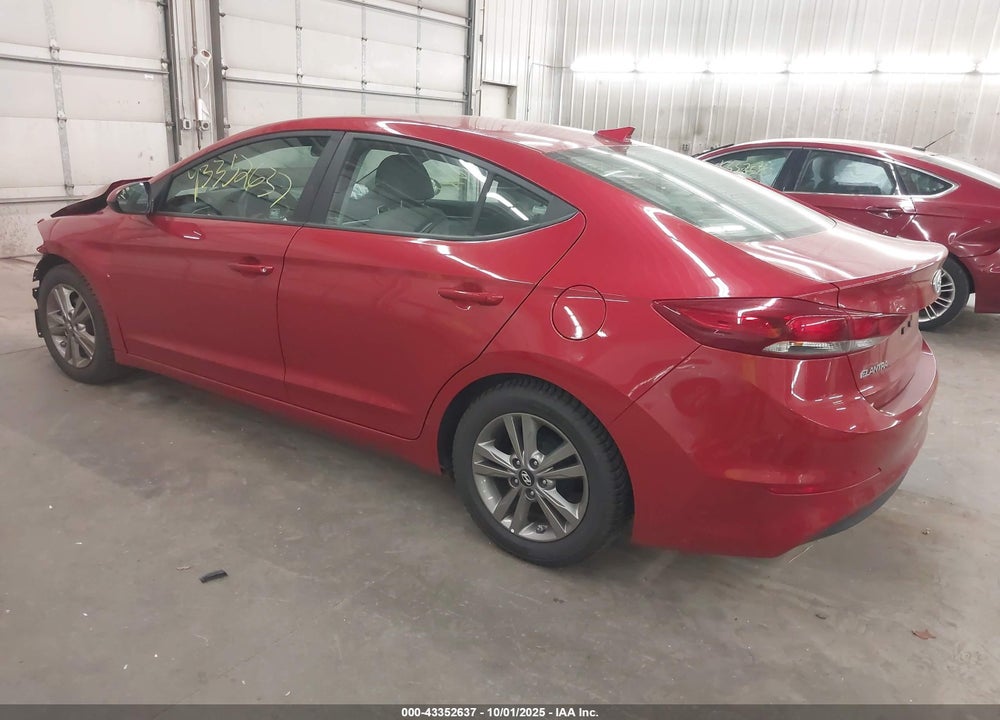 2017 HYUNDAI ELANTRA VIN: 5NPD84LF1HH169251