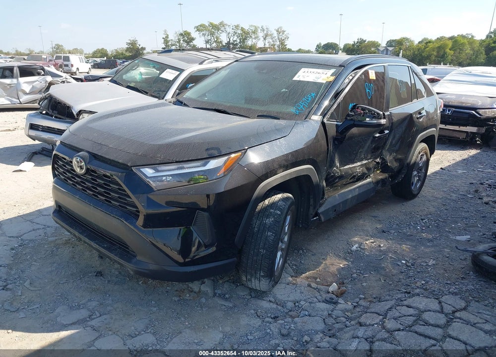 2022 TOYOTA RAV4 XLE VIN: 2T3P1RFV2NC289910