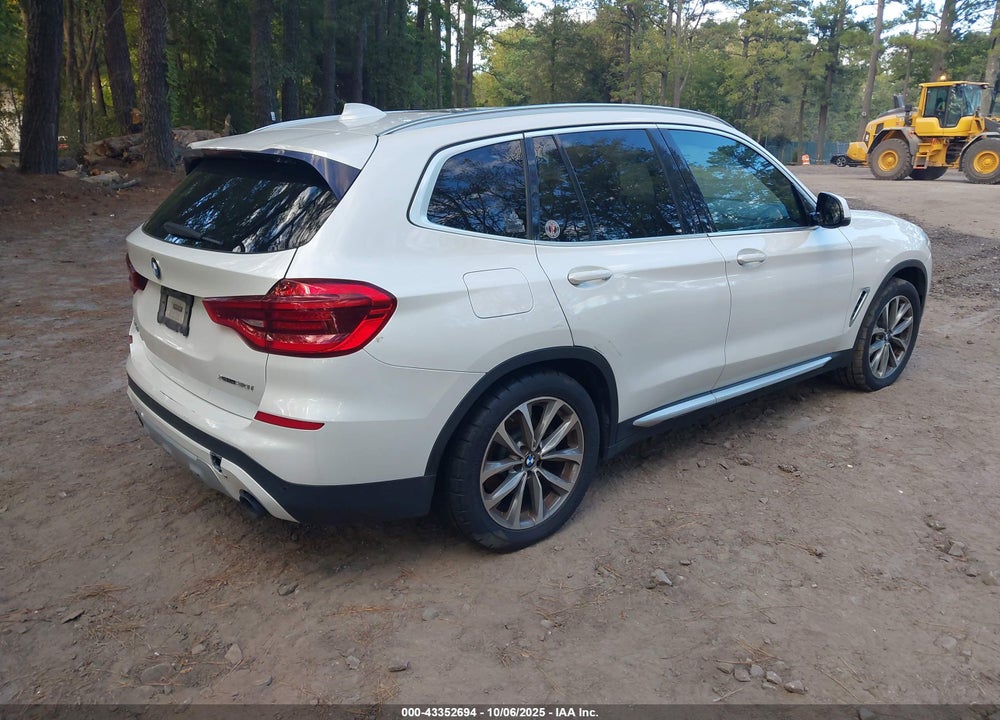 2018 BMW X3 VIN: 5UXTR9C5XJLD70288