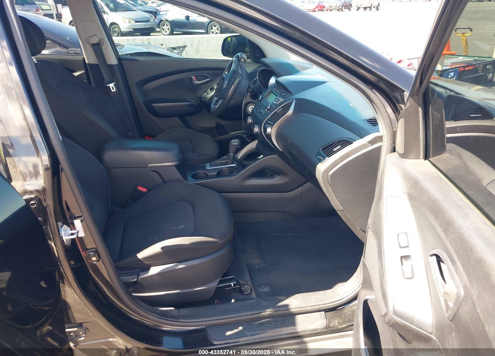 2015 HYUNDAI TUCSON VIN: KM8JT3AF3FU088619
