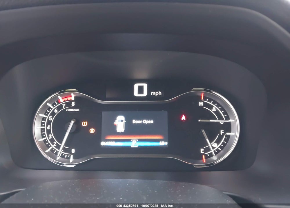 2018 HONDA PILOT VIN: 5FNYF5H56JB001641