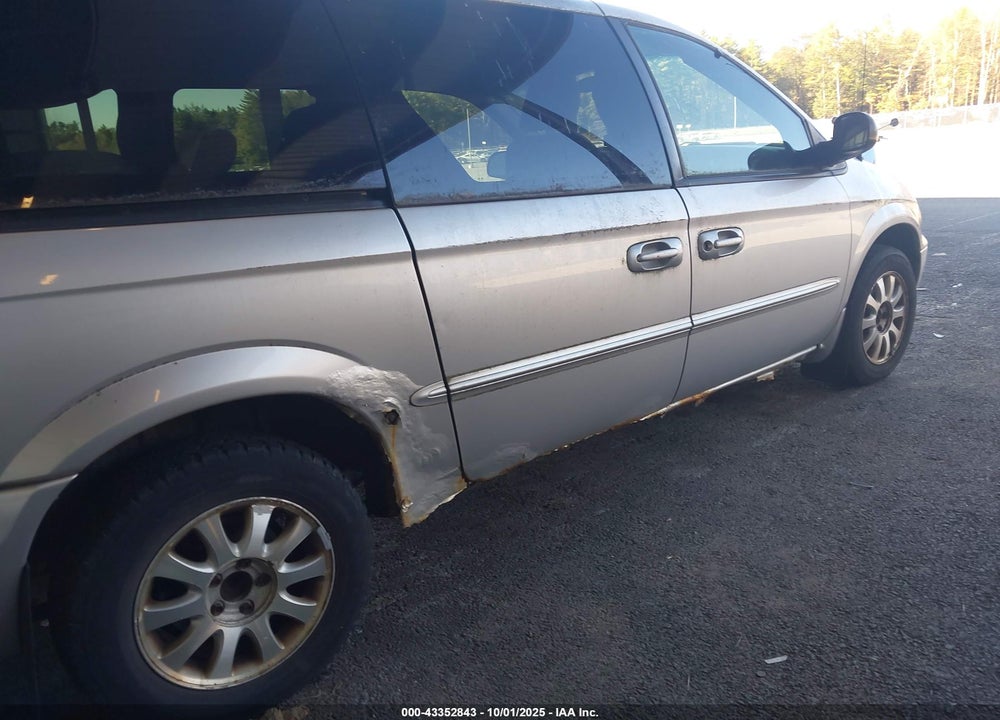 2002 CHRYSLER TOWN & COUNTRY EX VIN: 2C8GP74L72R508786