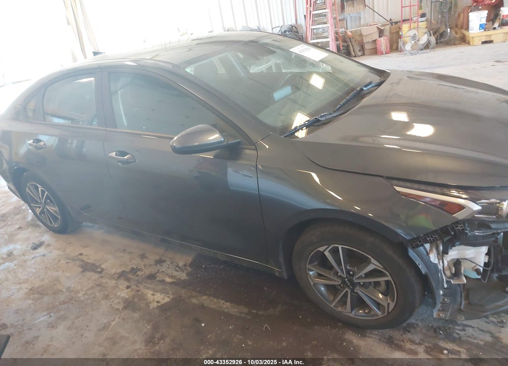 2023 KIA FORTE LXS VIN: 3KPF24AD2PE562240