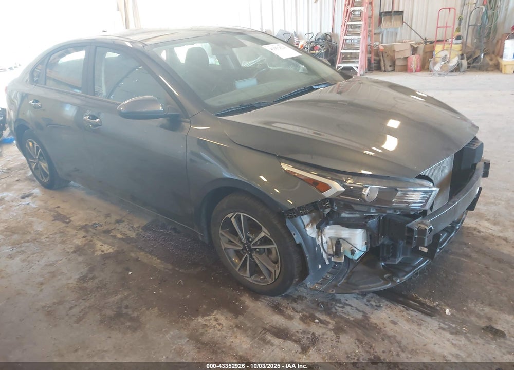2023 KIA FORTE LXS VIN: 3KPF24AD2PE562240