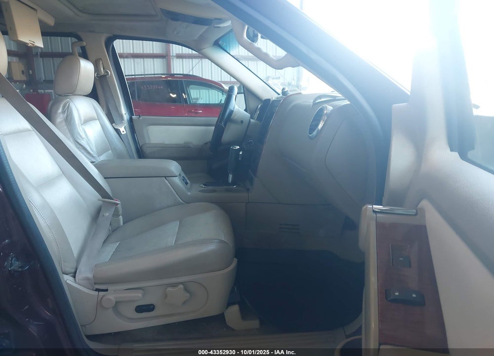 2007 FORD EXPLORER VIN: 1FMEU74E67UA35925