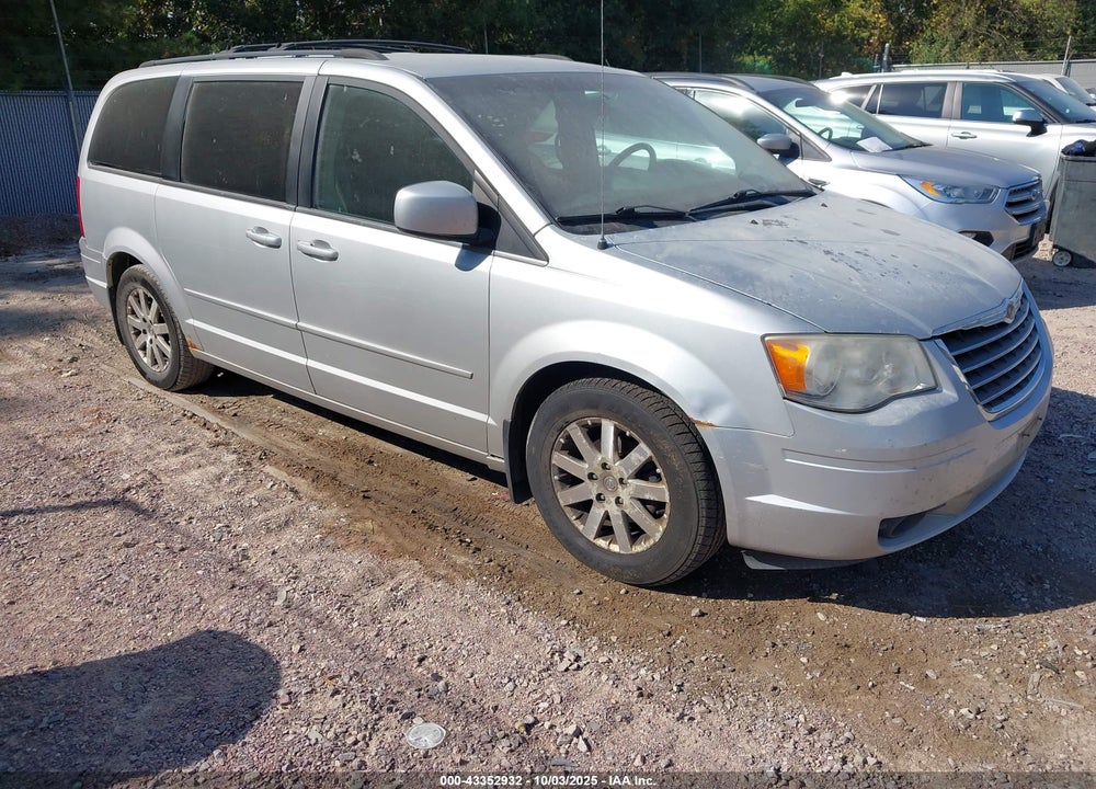 2008 CHRYSLER TOWN & COUNTRY TOURING VIN: 2A8HR54P18R607080