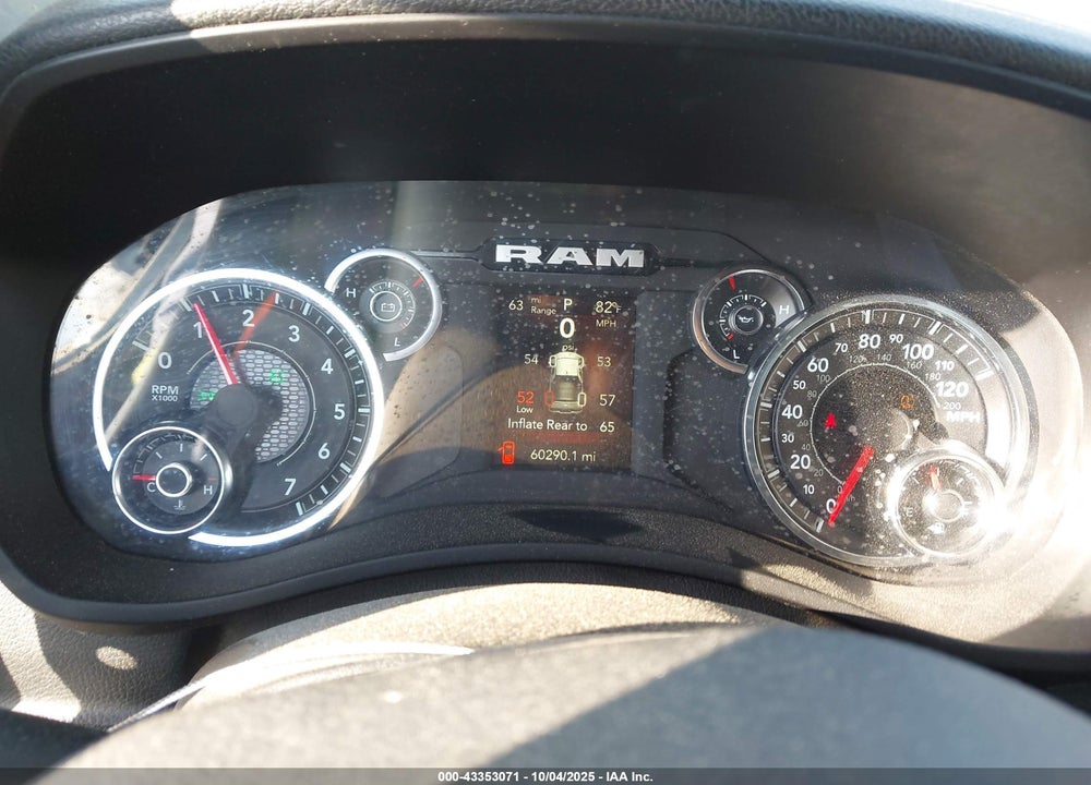 2024 RAM 2500 BIG HORN 4X4 8' BOX VIN: 3C6UR5JJXRG249398