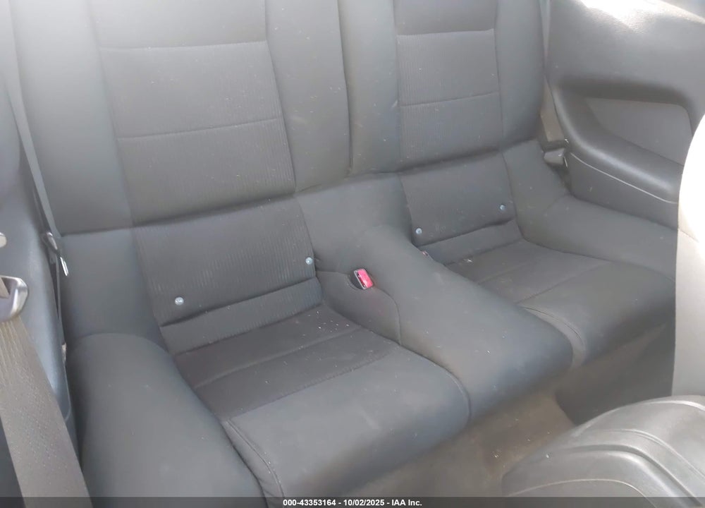 2014 FORD MUSTANG VIN: 1ZVBP8AM2E5301266