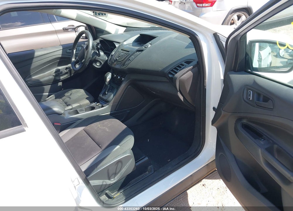 2016 FORD ESCAPE VIN: 1FMCU0F71GUB56021
