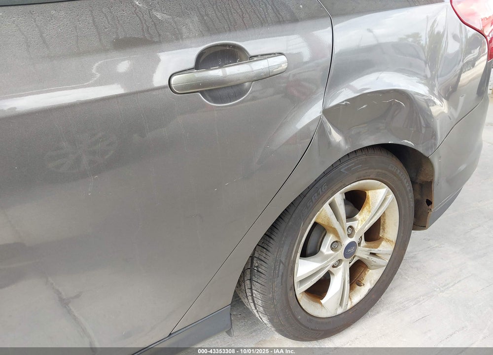 2013 FORD FOCUS VIN: 1FADP3F21DL241258