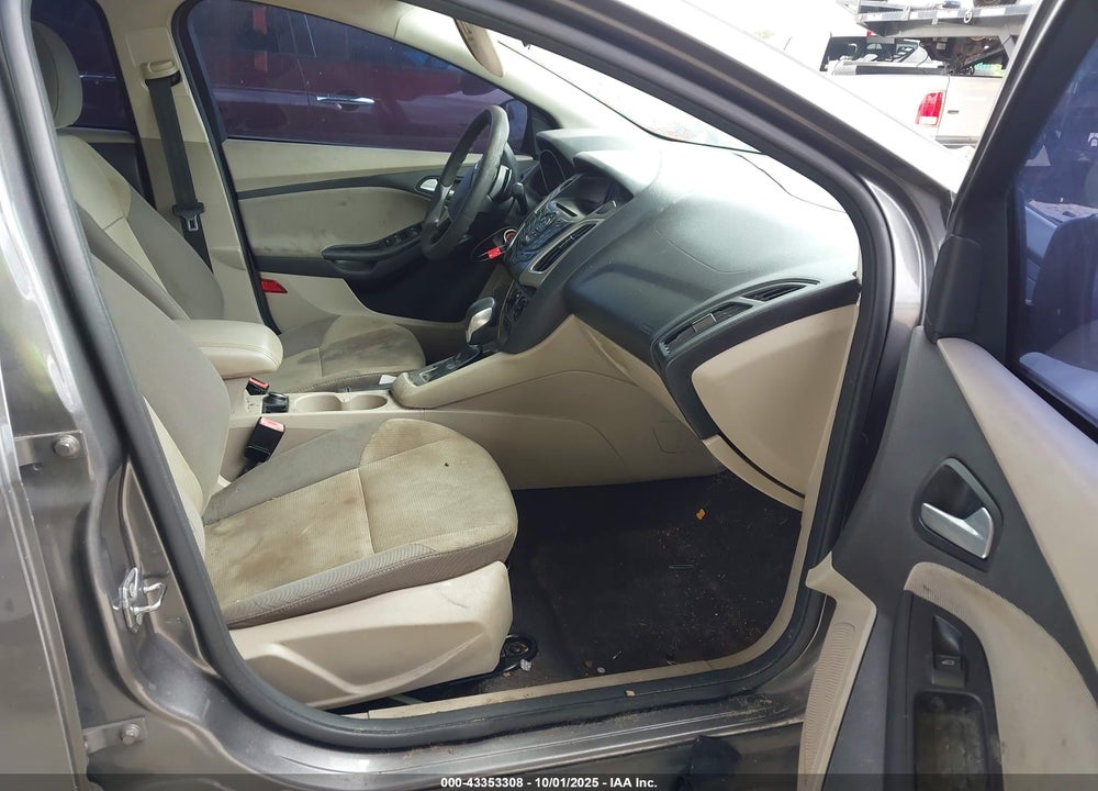 2013 FORD FOCUS VIN: 1FADP3F21DL241258