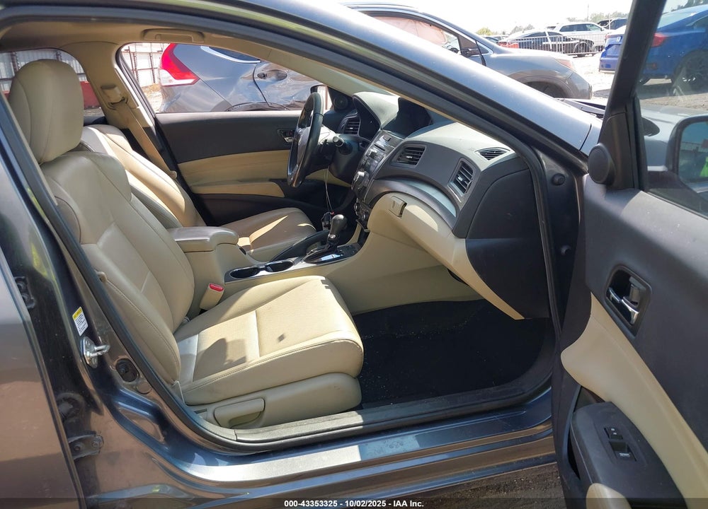 2013 ACURA ILX VIN: 19VDE1F51DE004432