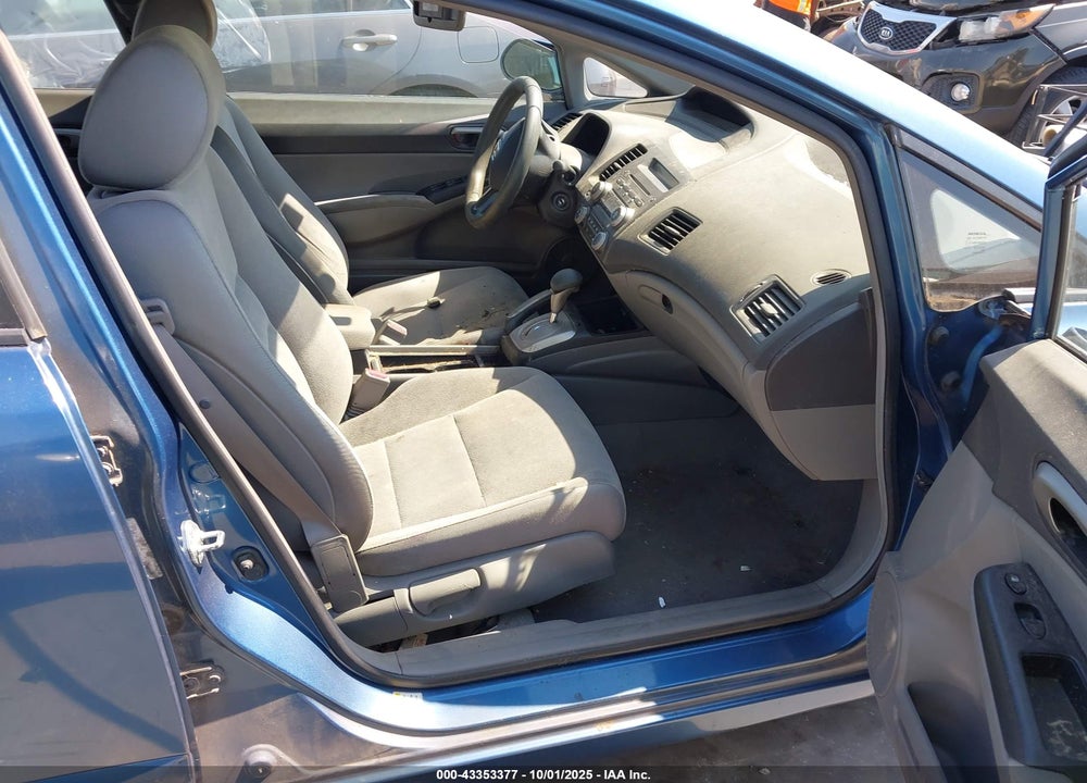 2008 HONDA CIVIC LX VIN: 1HGFA16588L113089