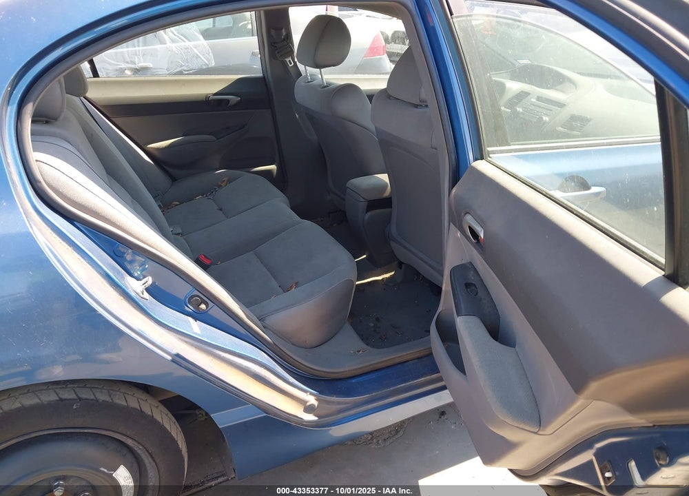 2008 HONDA CIVIC LX VIN: 1HGFA16588L113089