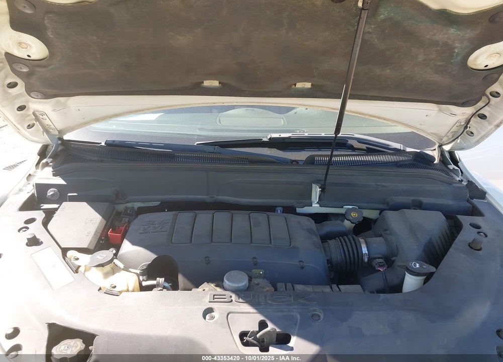 2011 BUICK ENCLAVE VIN: 5GAKVBED7BJ137484