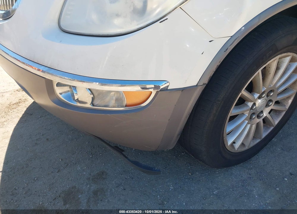 2011 BUICK ENCLAVE VIN: 5GAKVBED7BJ137484