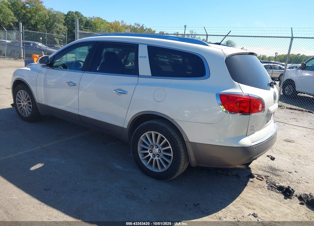 2011 BUICK ENCLAVE VIN: 5GAKVBED7BJ137484