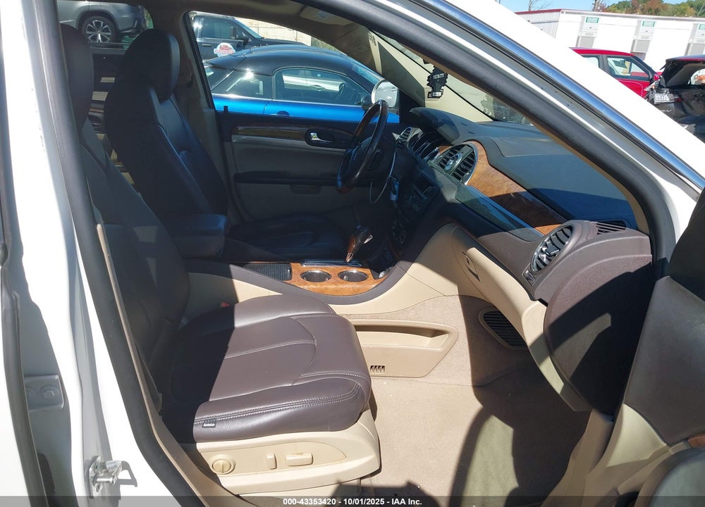 2011 BUICK ENCLAVE VIN: 5GAKVBED7BJ137484
