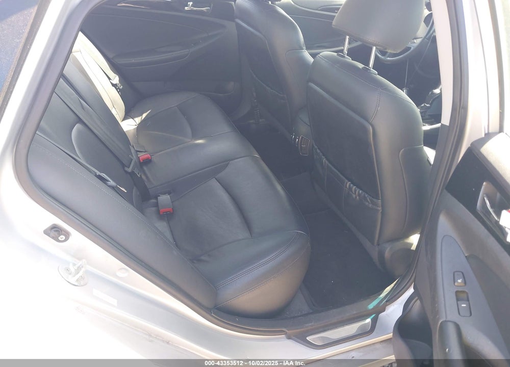 2011 HYUNDAI SONATA VIN: 5NPEC4AC5BH155341