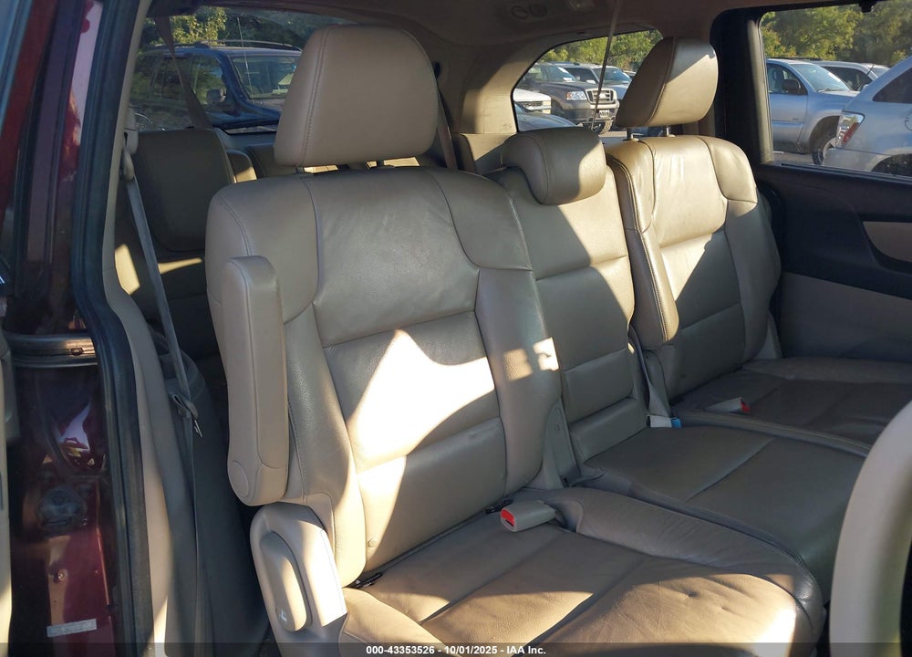 2012 HONDA ODYSSEY EX-L VIN: 5FNRL5H66CB068071