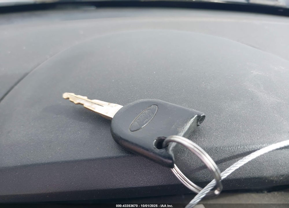 2006 FORD FOCUS ZX3 VIN: 1FAFP31NX6W243912