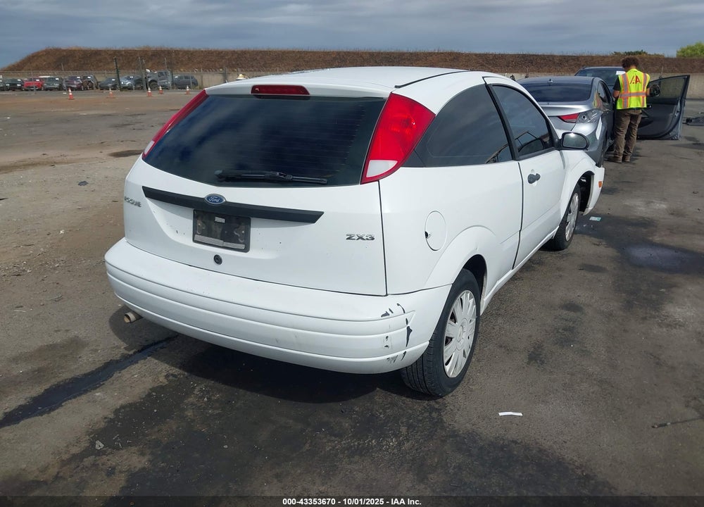 2006 FORD FOCUS ZX3 VIN: 1FAFP31NX6W243912