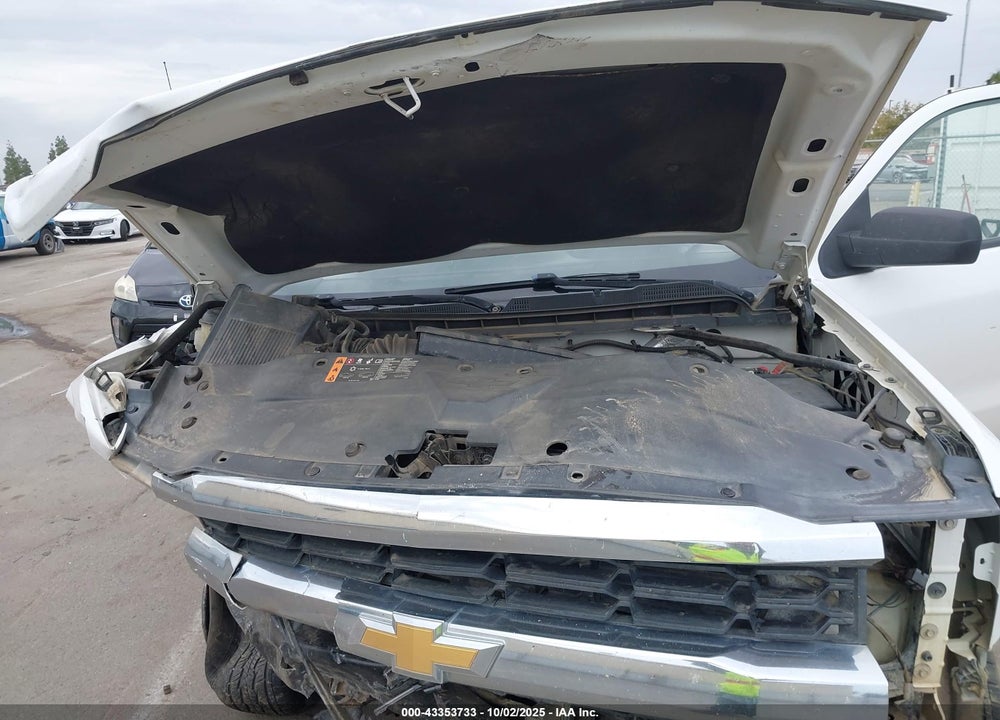 2018 CHEVROLET SILVERADO 1500 VIN: 1GCNKNEH9JZ232315