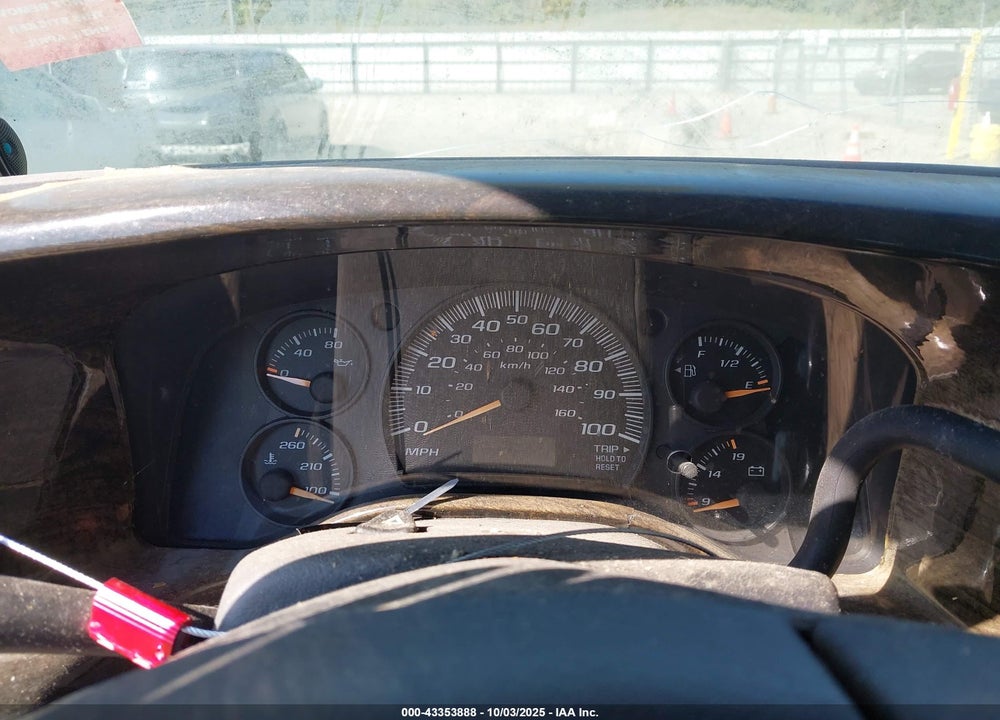 2003 GMC SAVANA CUTAWAY STANDARD/STANDARD W/C7L/C7N VIN: 1GDFG15T831238395