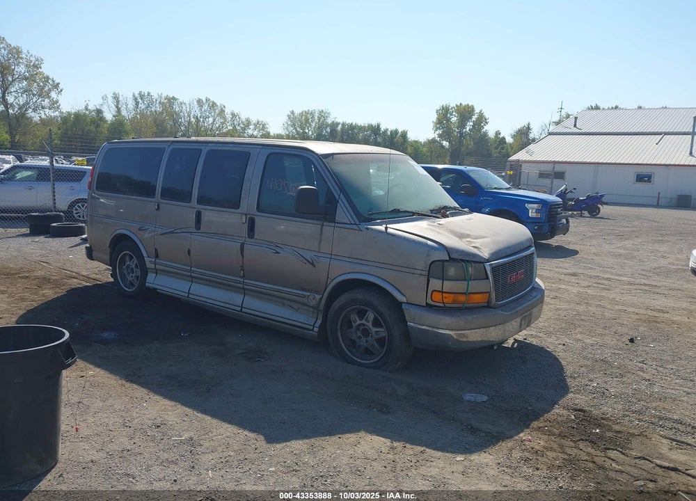 2003 GMC SAVANA CUTAWAY STANDARD/STANDARD W/C7L/C7N VIN: 1GDFG15T831238395