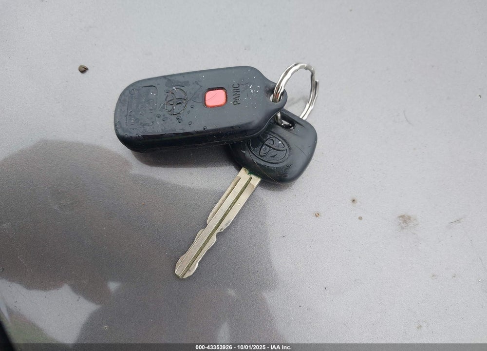 2004 TOYOTA AVALON XLS VIN: 4T1BF28B84U354688