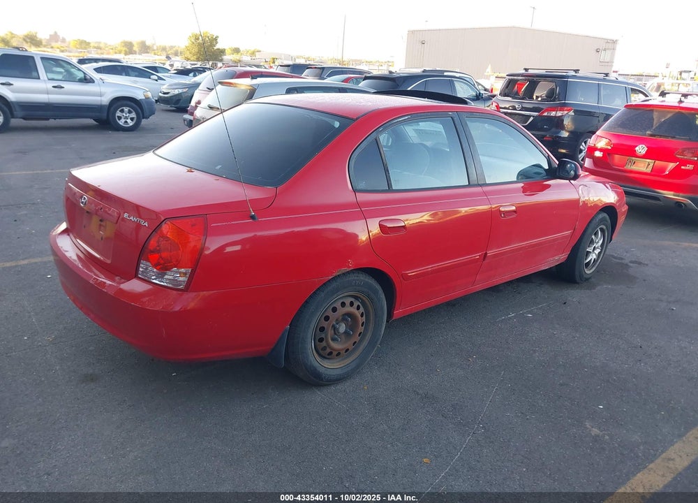 2005 HYUNDAI ELANTRA VIN: KMHDN46D45U021157