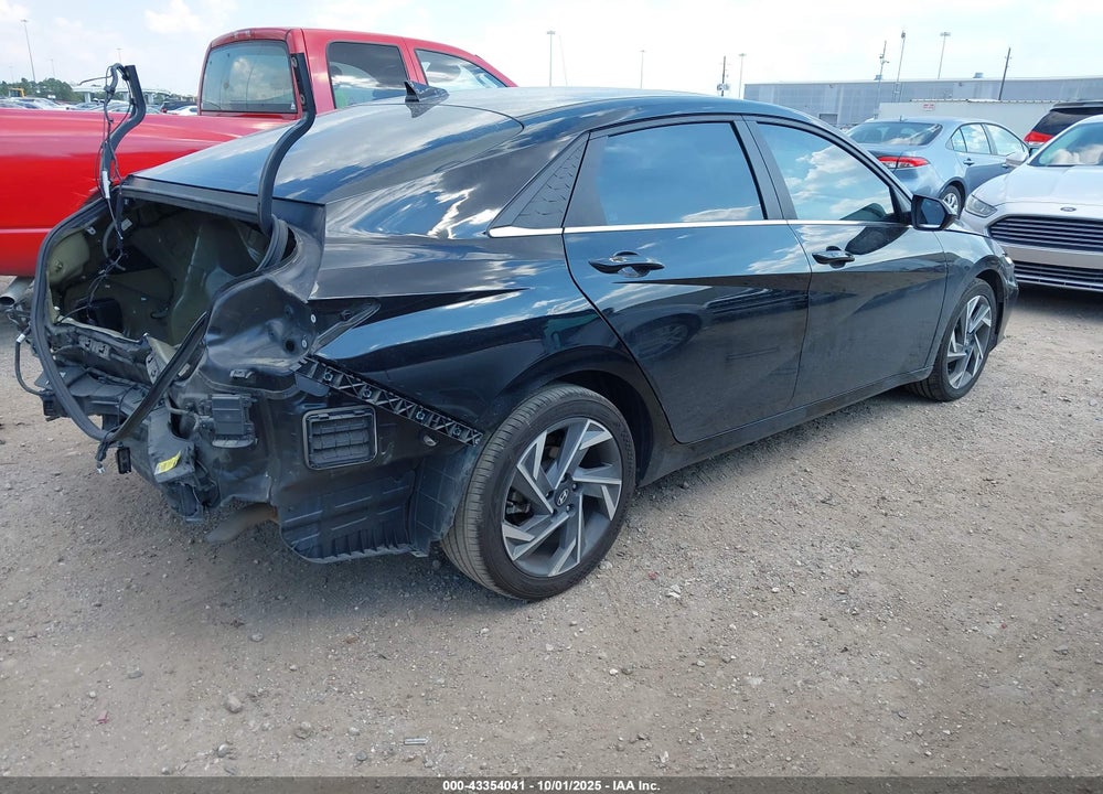 2024 HYUNDAI ELANTRA SEL VIN: KMHLS4DG5RU699083