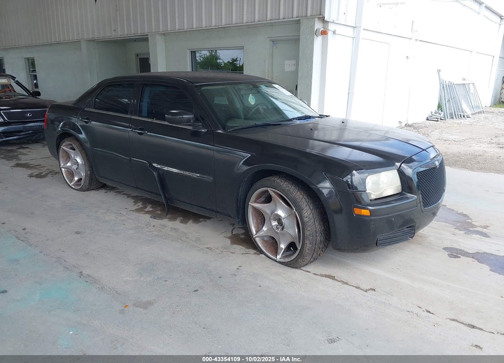 2005 CHRYSLER 300 VIN: 2C3JA43R15H103115