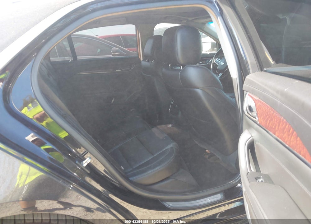 2015 CADILLAC CTS LUXURY VIN: 1G6AR5S32F0126547