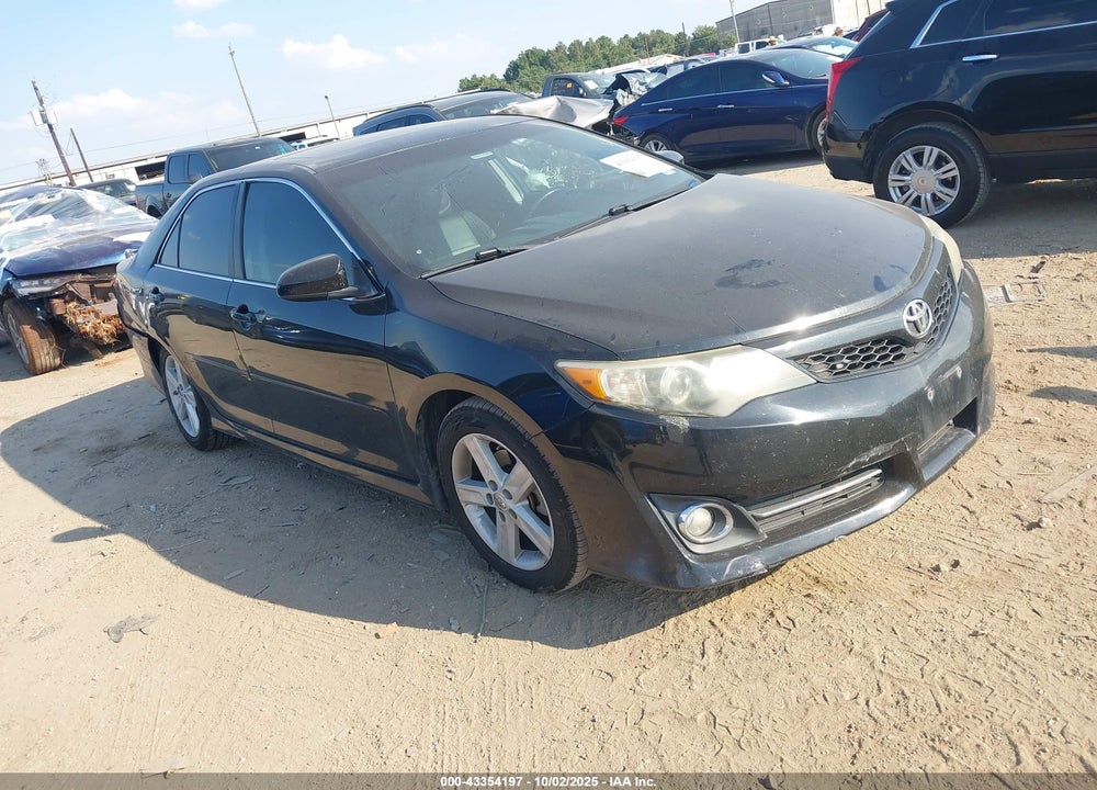 2014 TOYOTA CAMRY SE VIN: 4T1BF1FK3EU746816