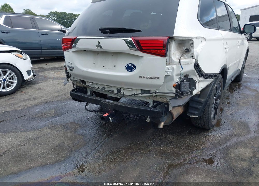 2019 MITSUBISHI OUTLANDER LE VIN: JA4AD3A38KZ025370