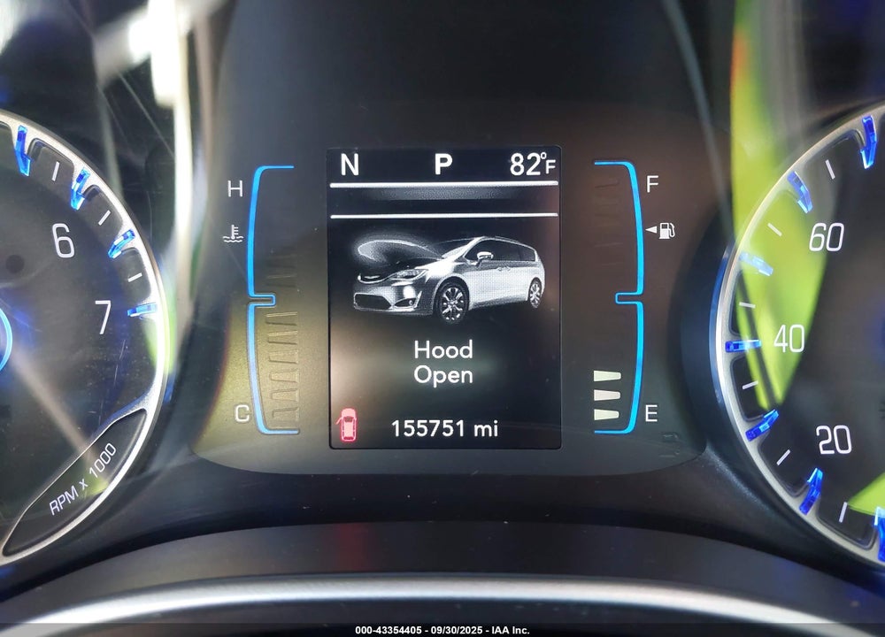 2017 CHRYSLER PACIFICA TOURING L VIN: 2C4RC1BG2HR505800