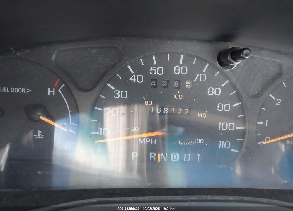 1996 FORD TAURUS G VIN: 1FALP51U5TA263421