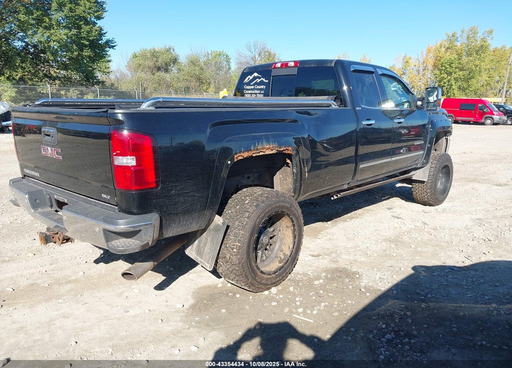 2015 GMC SIERRA 2500HD SLT VIN: 1GT22ZEG8FZ530590