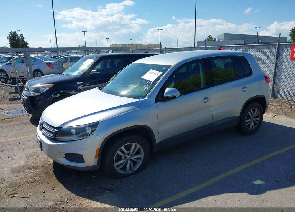 2013 VOLKSWAGEN TIGUAN VIN: WVGAV3AX6DW569033