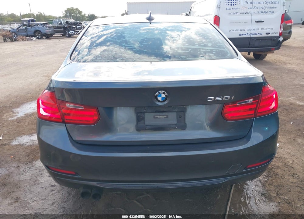 2012 BMW 3 SERIES VIN: WBA3A5C57CF343241