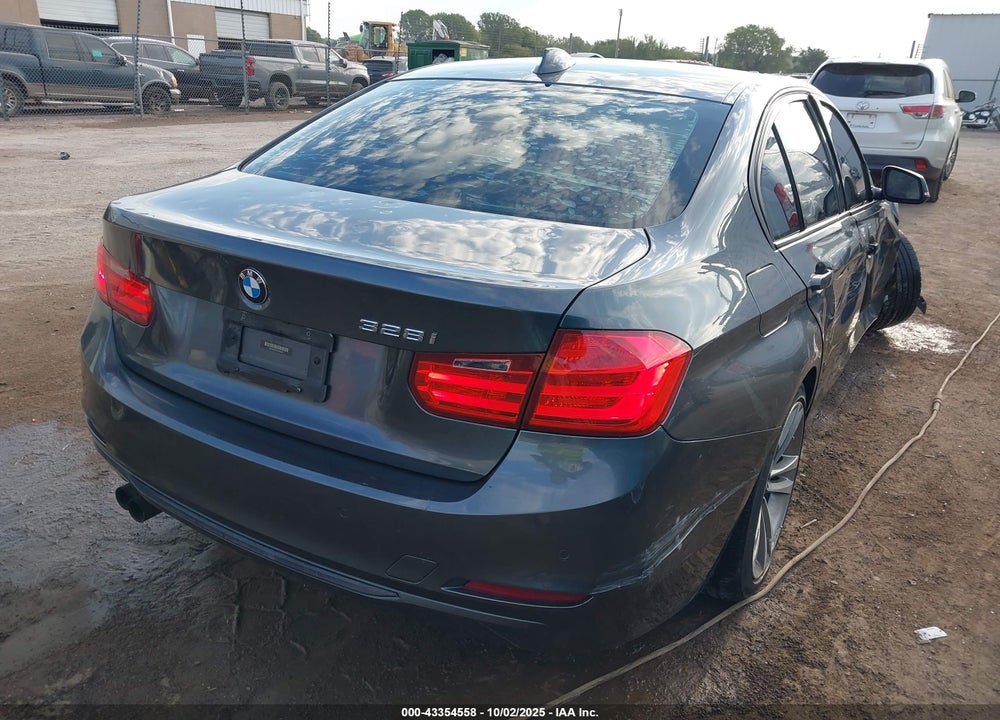 2012 BMW 3 SERIES VIN: WBA3A5C57CF343241