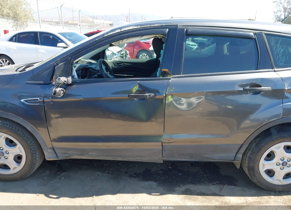 2017 FORD ESCAPE VIN: 1FMCU0F71HUE36796
