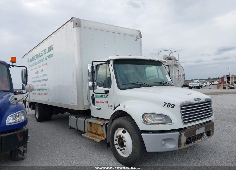 2019 FREIGHTLINER M2 106 VIN: 1FVACWD25KHKE9327